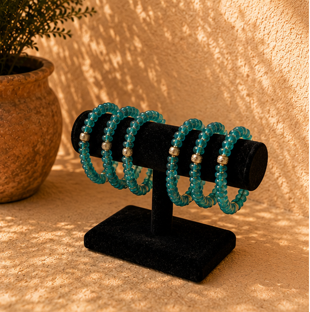 Emerald Teal Beaded Bracelet with Gold Accents - Image 3