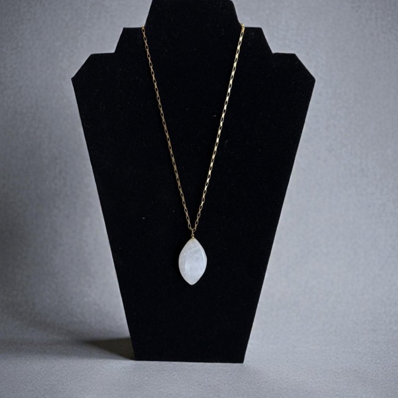 White Stone Pendant Necklace | Gold Chain Minimal Necklace | Dainty Gemstone Necklace | Elegant Everyday Jewelry
