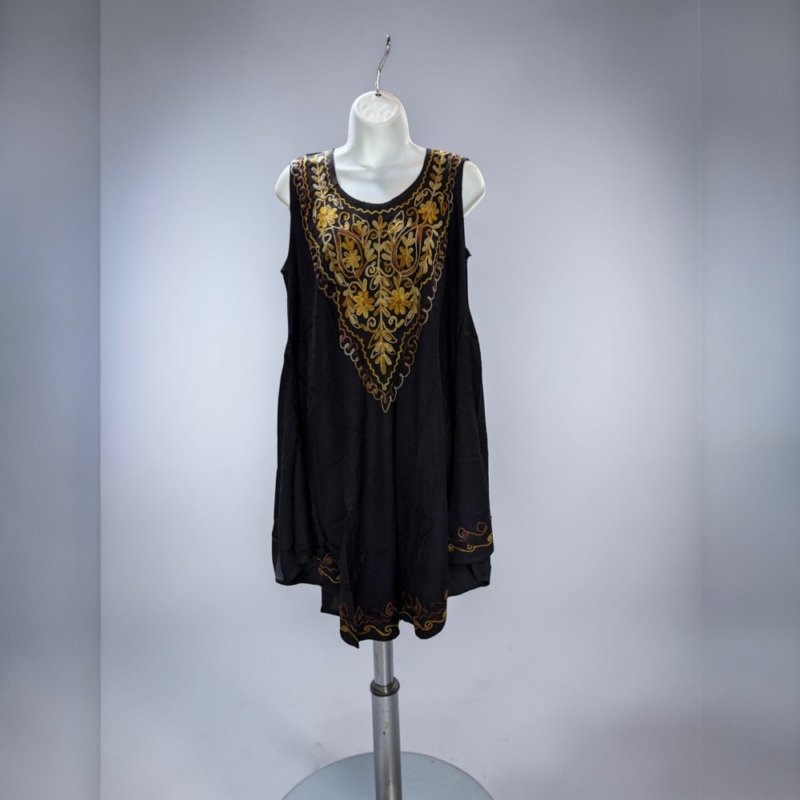 Batak Embroidered Sleeveless Dress